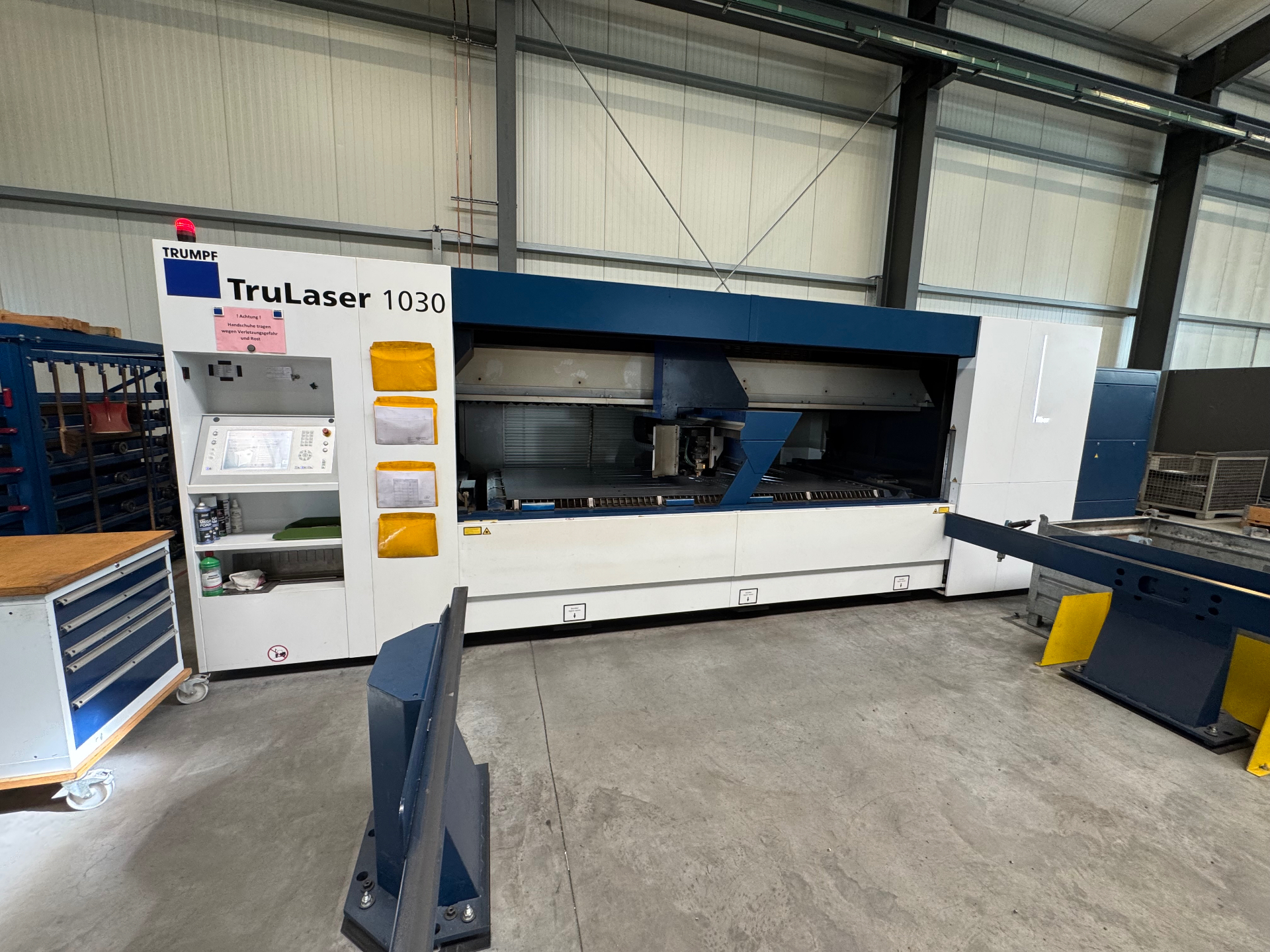 TRUMPF TruLaser 1030 – Industrielle Laserschneidanlage